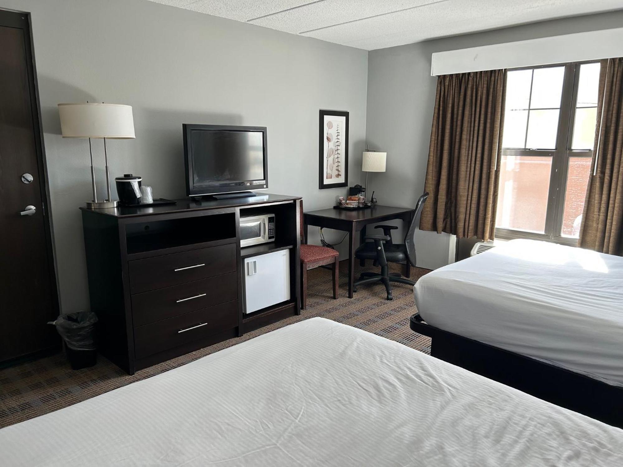 Americinn By Wyndham Ottumwa Exterior photo
